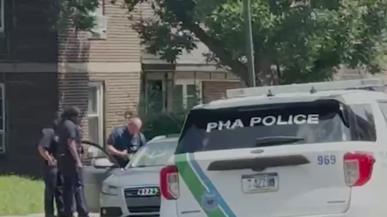 Tiroteo masivo en un complejo de apartamentos de Filadelfia deja un muerto y cuatro heridos
