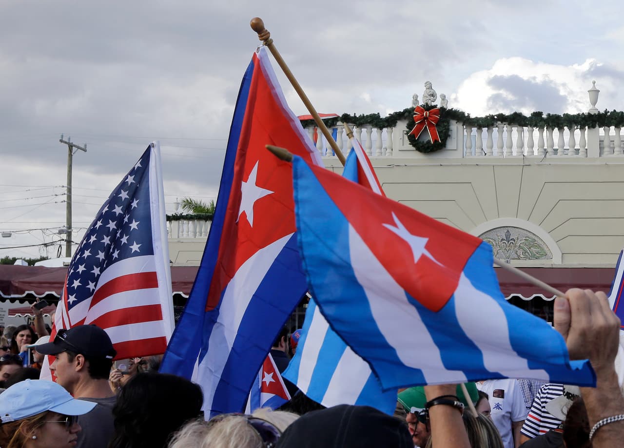 Asilo con Trump ¿Qué pasará con la I-220A? 'Hablemos de Inmigración' en YouTube y Facebook