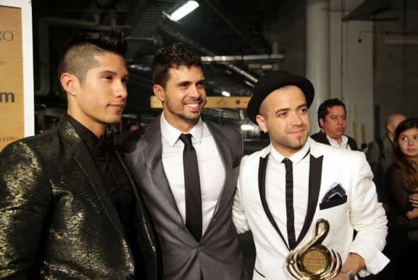 Te llevamos detrás de cámaras en Premio Lo Nuestro 2014. Esto fue lo que no viste de esta espectacular entrega.