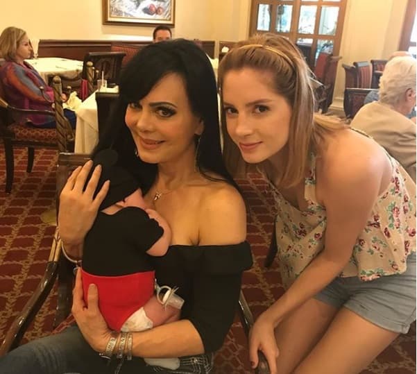 Maribel Guardia no solo ha sido una excelente consejera y guía en la vida tanto personal como profesional de Julián Figueroa, también lo ha sido con su nuera Imelda, a quien le da consejos sobre la maternidad.