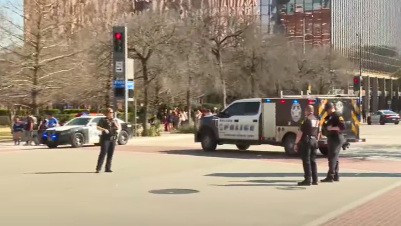 Pelea en competencia nacional de porristas provoca caos y confusión en el centro de Dallas