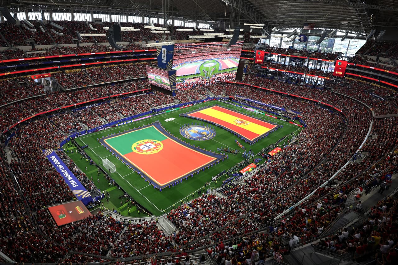 España y Portugal se preparan para un partido de octavos de final de la Copa del Mundo en Arlington, Texas, cerca de Dallas, el lunes 6 de julio de 2026.