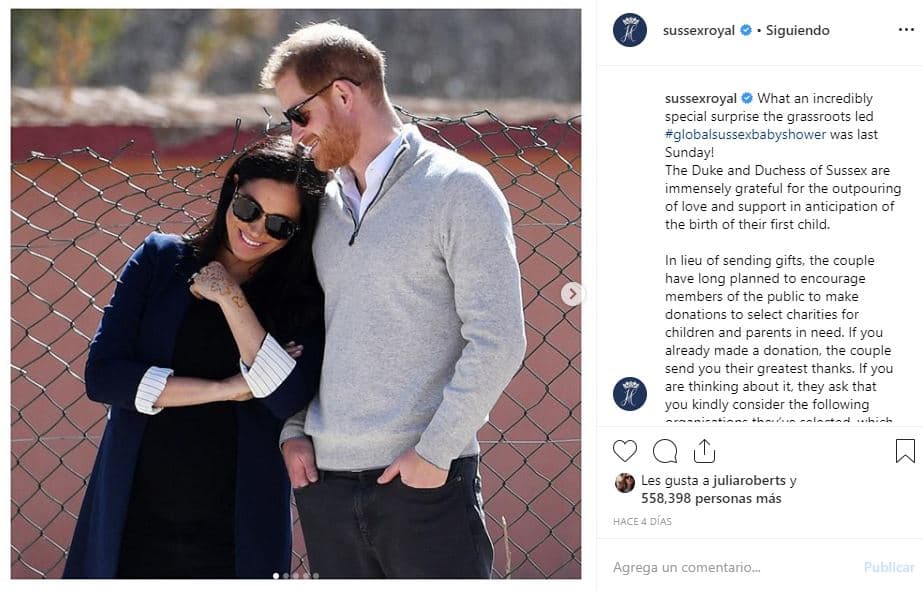 A través de su recién creada cuenta de Instagram, Meghan y Harry dieron a conocer este deseo: “En lugar de enviar regalos, la pareja ha planeado desde hace mucho tiempo animar al público a donar para organizaciones benéficas para niños y padres necesitados”.