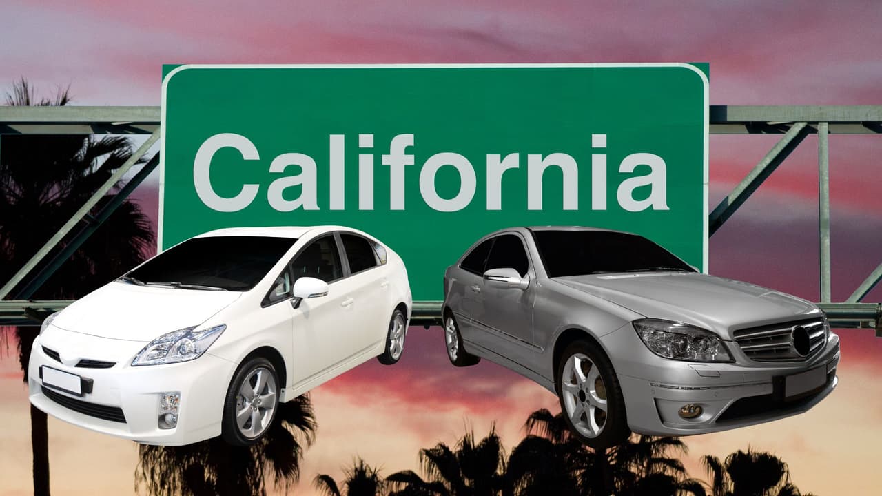 ¿Es legal tener polarizado en los vidrios del auto en California?