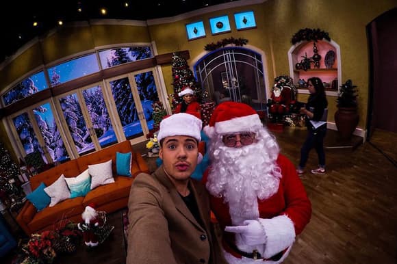Santa no podía faltar en Despierta América.