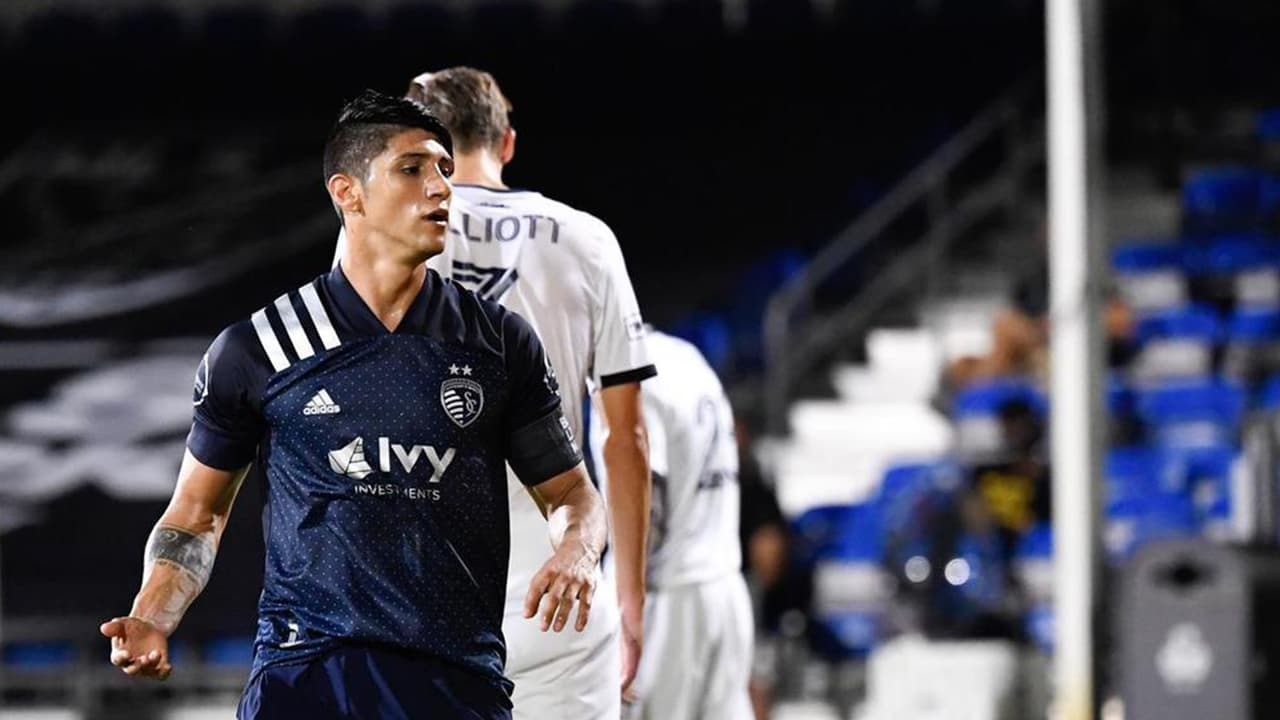 ¡Ni a la banca! Alan Pulido no fue convocado para enfrentar al Houston Dynamo