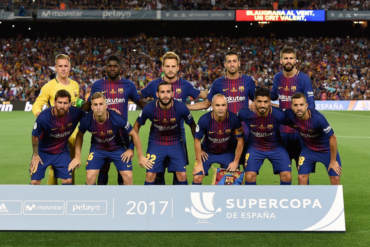 Con estos hombres saltó al campo Ernesto Valverde: Ter Stegen; Vidal, Piqué, Umtiti, Alba; Busquets, Rakitic, Iniesta, Deulofeu; Messi y Suárez.