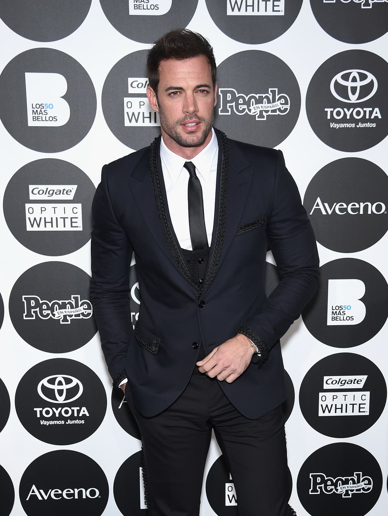 “Arriesgué mi vida a los 14 años. Es porque no estás dispuesto a aguantarle nada a nadie, a que alguien te diga qué hacer, qué no hacer. Y cuando escuchas a la gente opinando de ti sin conocerte te duele, te llega”, reconoció el actor.