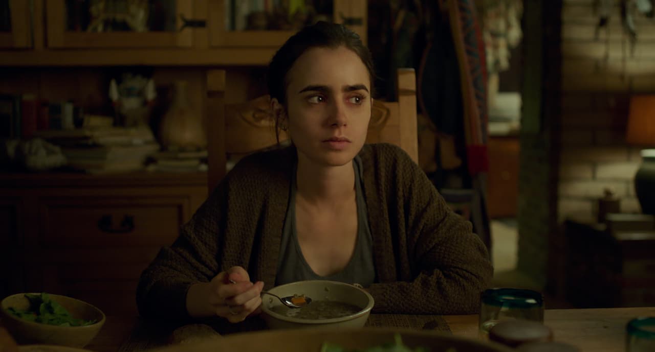 Lily Collins interpretó a una chica con anorexia nerviosa
