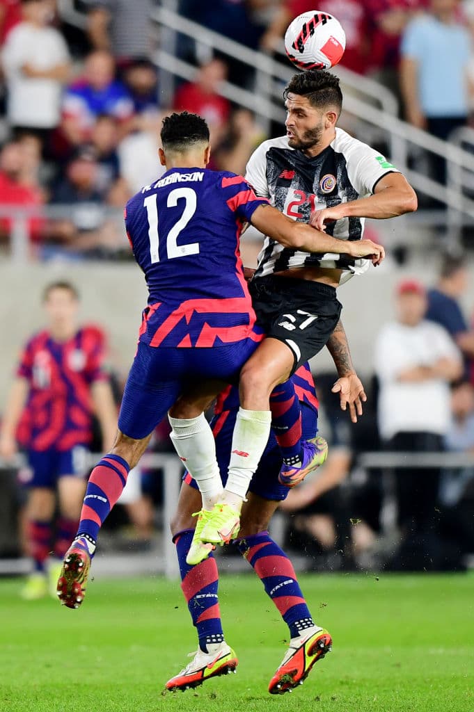Con un golazo de Sergiño Dest y un autogol de Leonel Moreira, Estados Unidos le da la vuelta al marcador y vencen 2-1 a Costa Rica.