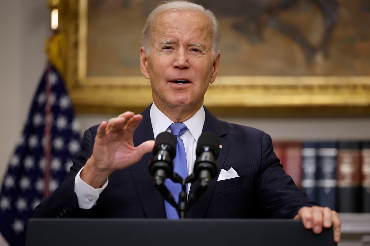 Cónyuges indocumentados, dreamers y TPS ampliado: Biden considera decreto que incluye protecciones permanentes para ciertos indocumentados