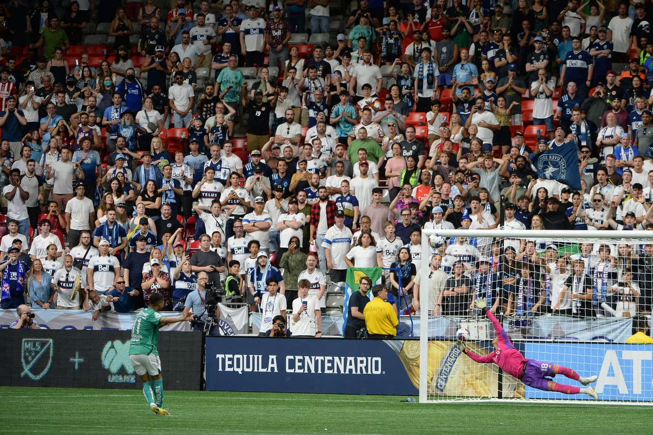 ¡Noche de penaltis! León superó a Vancouver en infinita serie de penales