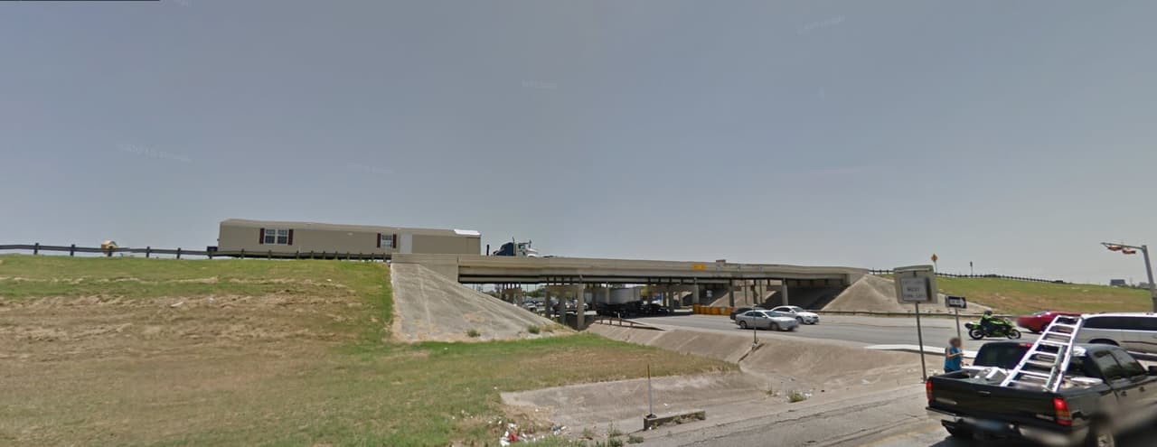 Accidente vial en Loop 410 deja un muerto