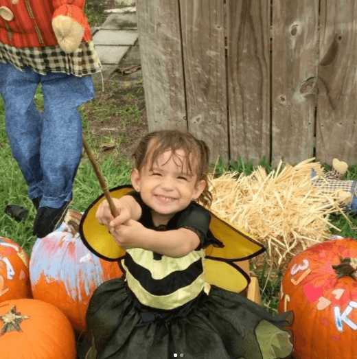 Algo que la hizo muy feliz, ahora Michelle está aprendiendo muchas cosas y disfruta con sus compañeritos.