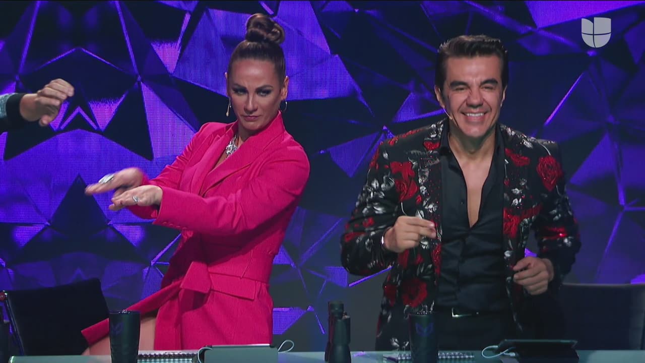 La química entre Adrián y Consuelo es evidente y juntos los hemos visto gozar el show al máximo.