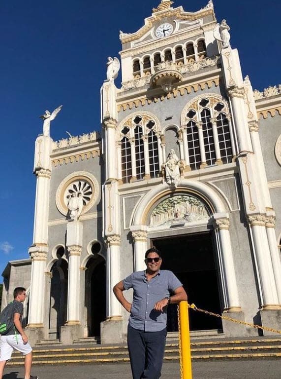 Sin embargo, tras cuatro años de investigaciones, el juzgado segundo de lo penal de Chetumal, Quintana Roo, dictaminó que el actor "no tiene ninguna responsabilidad en el fallecimiento de la bailarina, Marylin de la Caridad Rosado López, con lo que obtiene su total libertad", informó 
<a href="https://archivo.eluniversal.com.mx/espectaculos/16480.html" target="_blank">El Universal</a> el 10 de febrero de 2001.
<br>