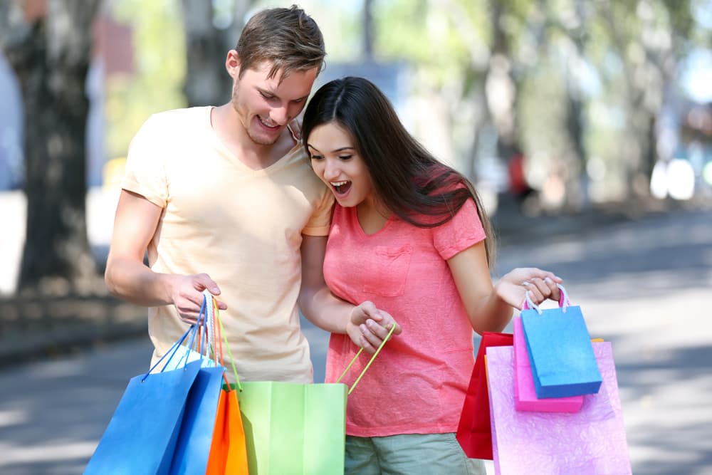 <b>Capricornio</b>, ahora con la elongación de Mercurio y planetas directos en tu signo en este ciclo del mes del amor entrarás en el tiempo del asombro, recibes regalos inesperados, proposiciones desconcertante, pero alegres y conmovedoras, una etapa dichosa.
<br>