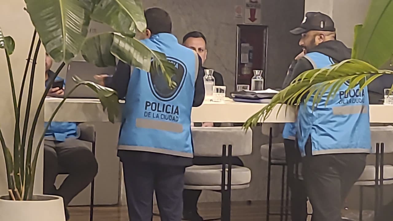 La Policía argentina continúa interrogando a los empleados del hotel Casa Sur, donde murió Liam Payne.