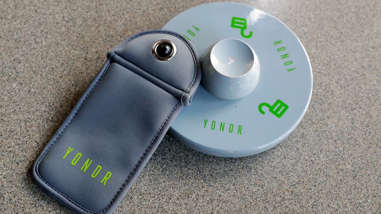 Esta preparatoria del Área de la Bahía prohíbe que los alumnos usen sus celulares en horario escolar