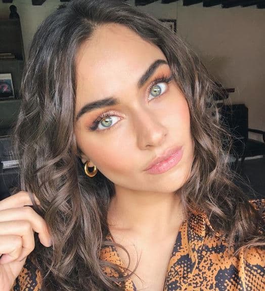 Aunque su carrera ha estado enfocada más al drama, en junio de 2019 expresó a Las Estrellas TV: "A mí siempre me ha llamado mucho la atención la comedia, siento que es un ámbito en el que todavía no me he desarrollado porque no he tenido la oportunidad. Pero siento que es un reto, dicen que es más difícil hacer reír que hacer llorar", finalizó.