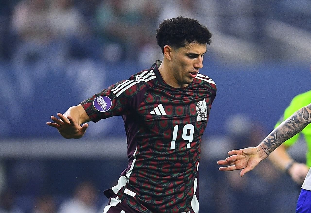 Sánchez opina: Lozano planteó un "partido excelente"