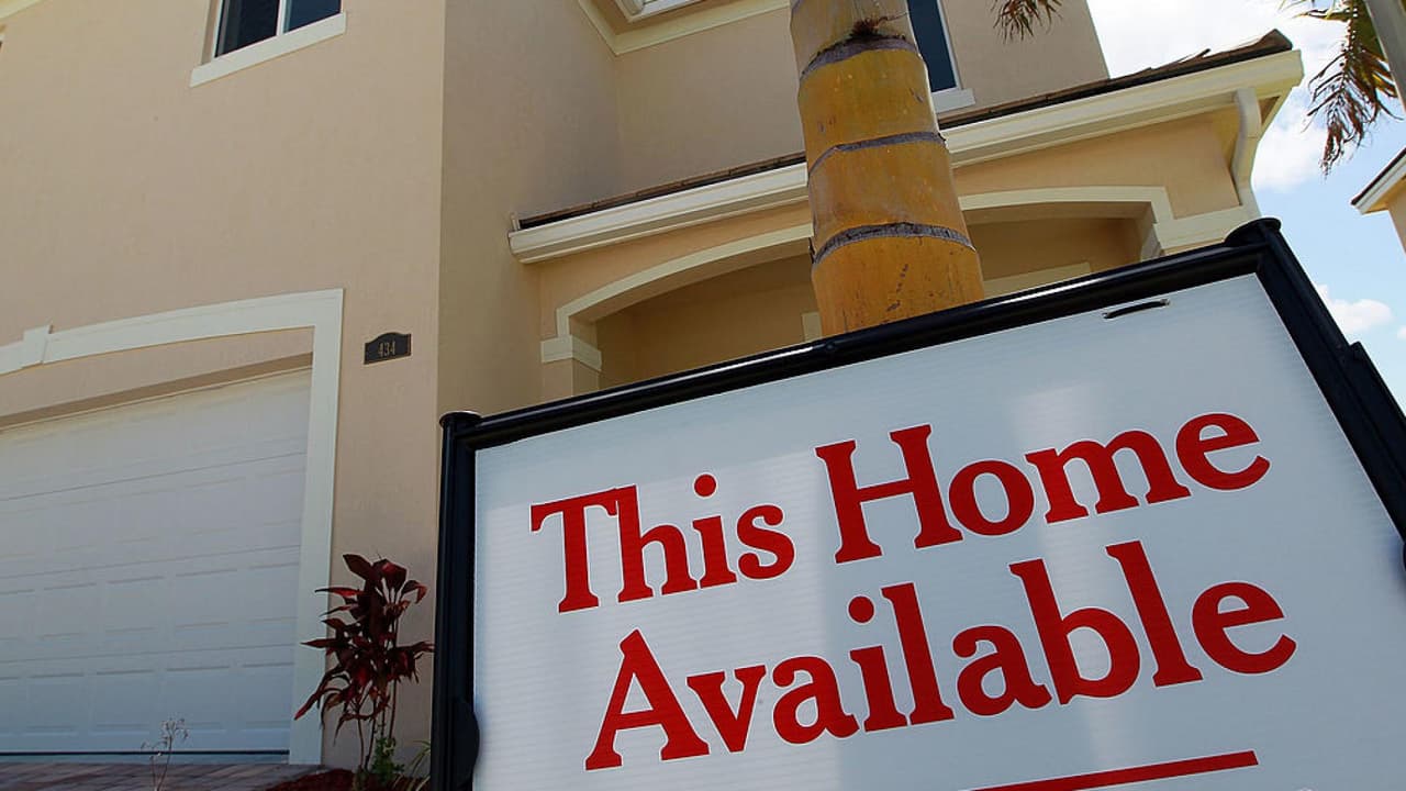 ¿Estás pensando en comprar casa? Ten en cuenta que aumentará el costo para adquirir créditos hipotecarios