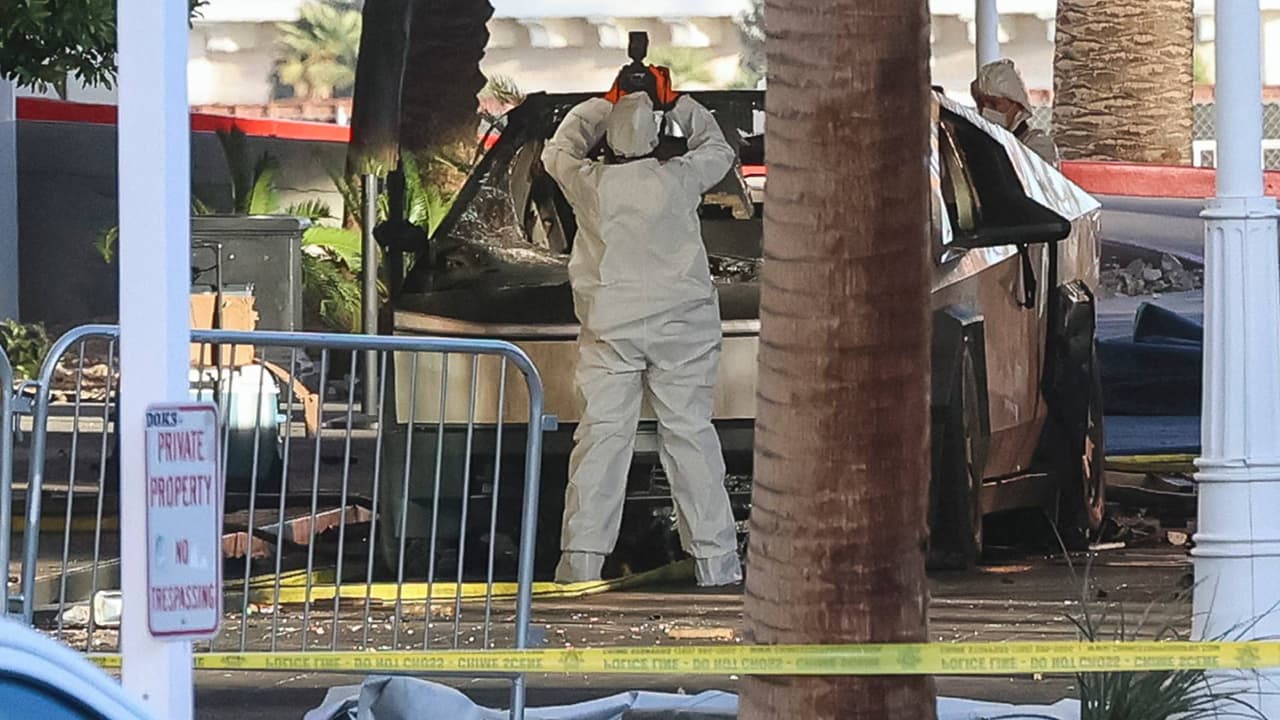 Identifican como Matthew Livelsberger al conductor del Tesla Cybertruck que explotó en Las Vegas frente a hotel de Trump