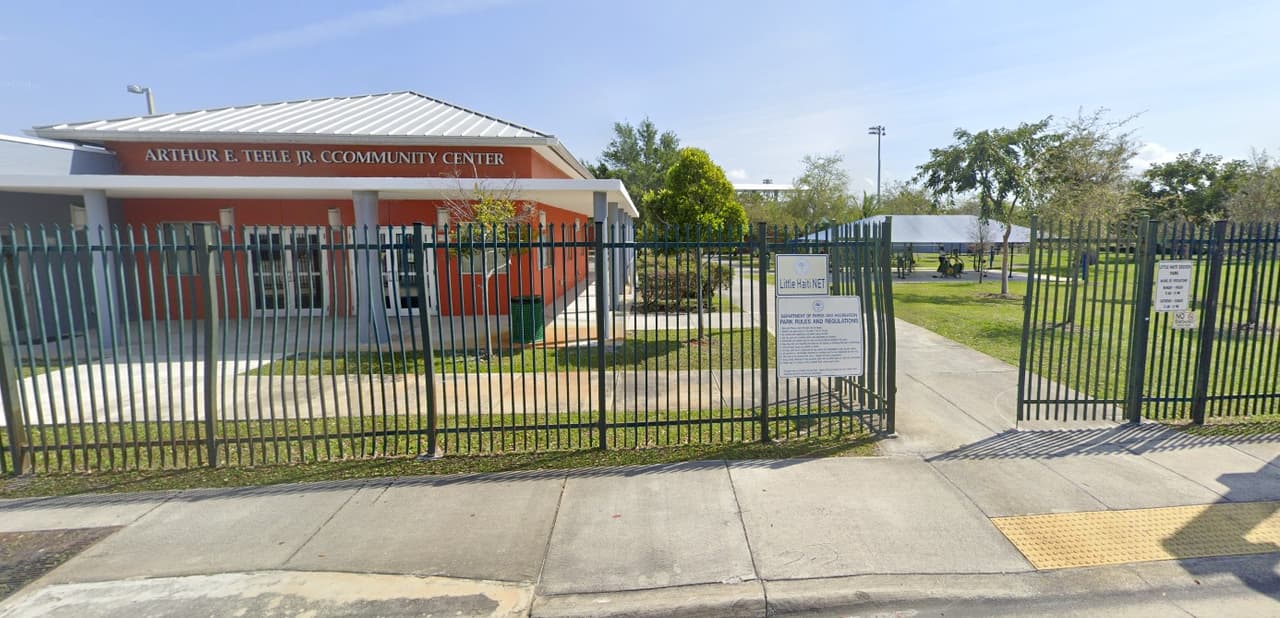 El 8 de diciembre en el Little Haiti Soccer Park, en el 6301 del noreste y la avenida 2, Miami, Florida, 33138. De 8:00 am a 12:00 pm.
<br>