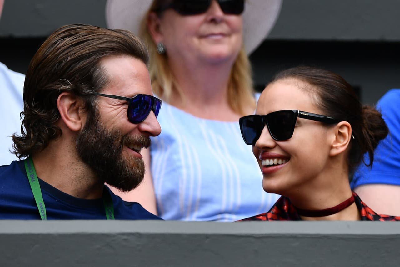 Bradley Cooper e Irina Shayk salen juntos desde el 2015. El actor es divorciado y la modelo había sostenido una relación con el futbolista Cristiano Ronaldo.