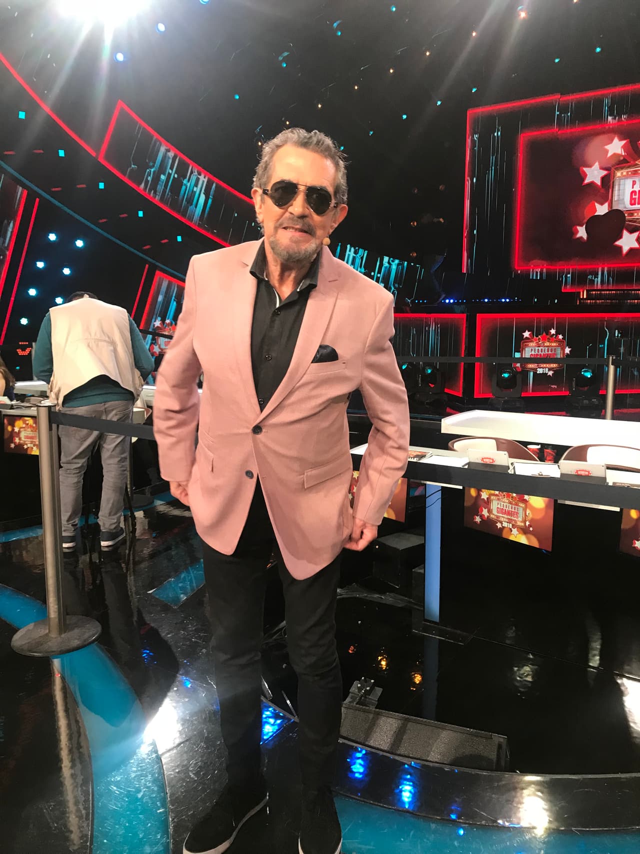 El blazer nunca falta en sus combinaciones.