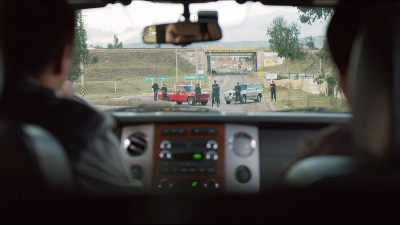 Upon arrival to the meeting place, ‘El Chapo’ saw 
<b>‘Los Emes’</b>, the Gulf’s famous military group of men trained by American and Israeli soldiers who followed ‘El Cano’s orders.