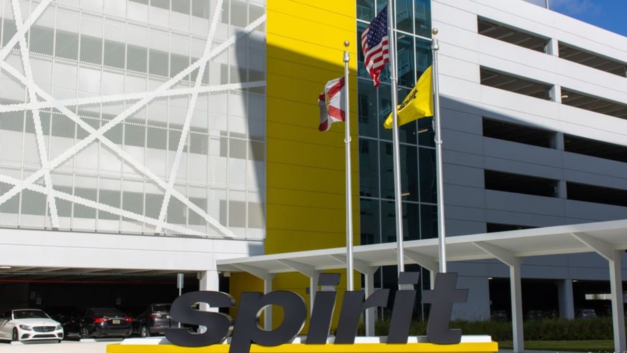 ¿Qué pasará con el campus de Spirit Airlines en Dania Beach tras su quiebra?
