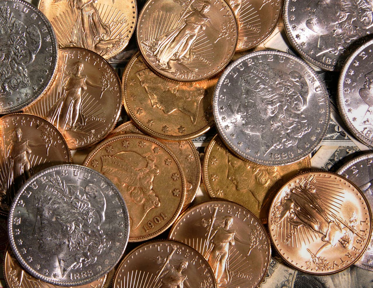 En una entrevista con 
<a href="https://www.npr.org/2014/02/27/283533693/couple-stumbles-upon-10-million-trove-while-walking-the-dog" target="_blank">NPR</a>, Don Kagin, un comerciante de monedas, aseguró que el suceso de la pareja del norte de California es más raro que "ganarse la lotería".