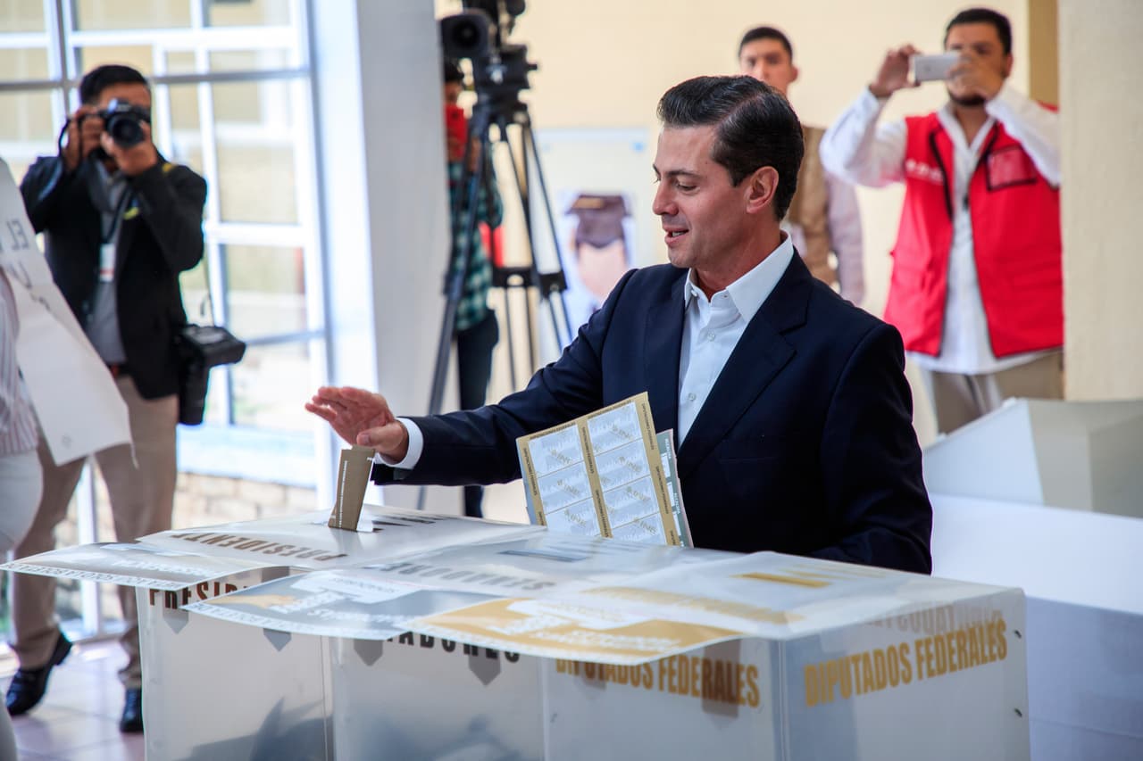 El presidente mexicano, 
<a href="https://www.univision.com/temas/enrique-pena-nieto" target="_blank">Enrique Peña Nieto</a>, votó en la escuela primaria “El Pípila”, en Colonia Ampliación Daniel Garza, Delegación Miguel Hidalgo, Ciudad de México.