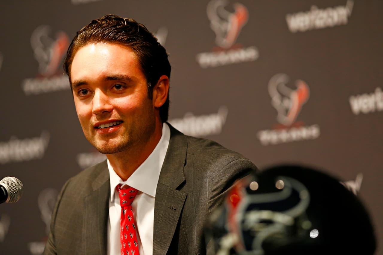 ¿Quién será el gran protagonista este año logrando un contrato multimillonario como Brock Osweiler con los Houston Texans el verano pasado? Todo apunta a Tony Romo, pero siempre habrán defensivos y receptores que digan la última palabra.