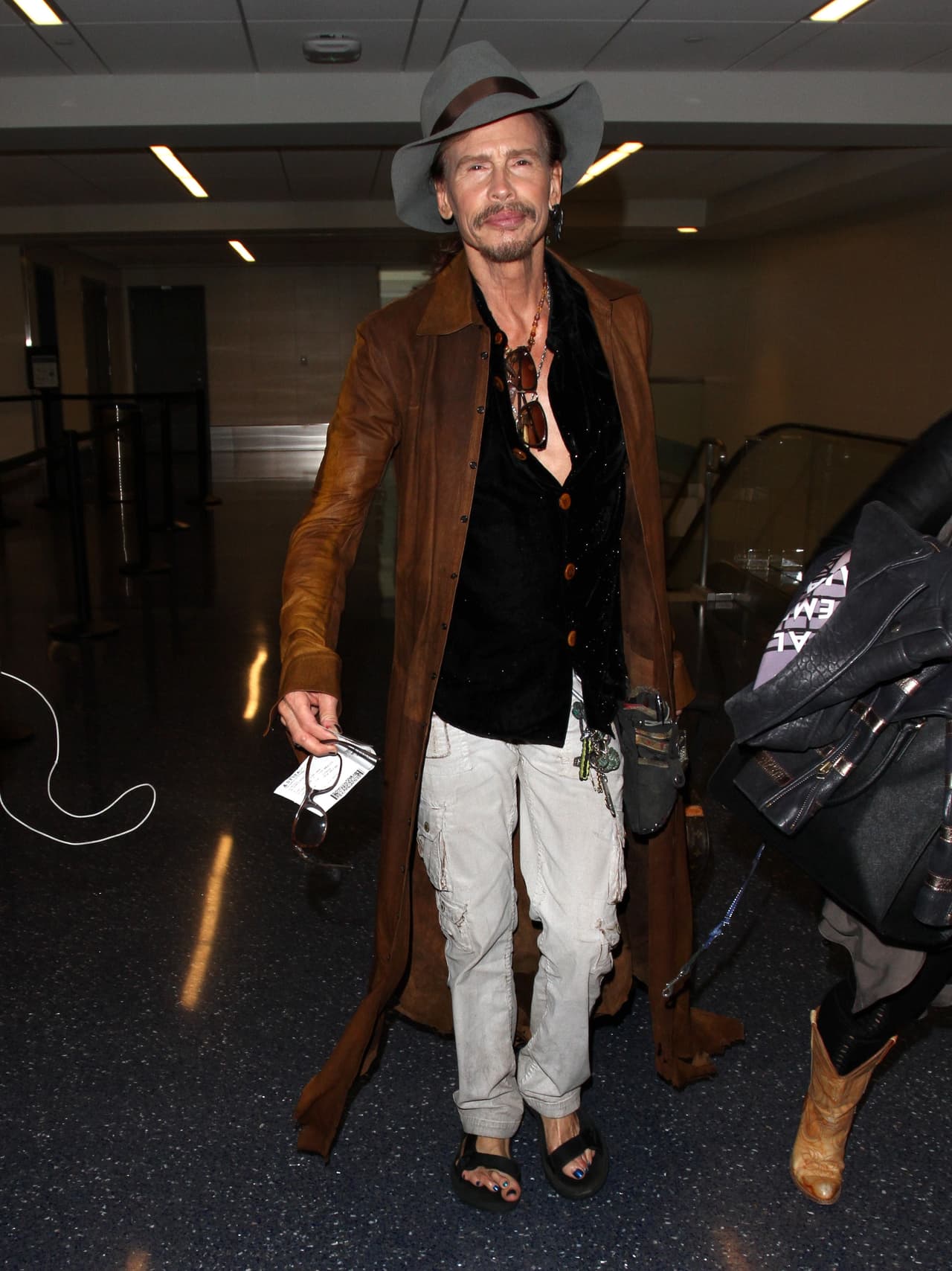 Aún no se han revelado muchas imágenes de la hermosa chica con la que anda, pero se trata de Aimee Ann, ella fue su asistente personal por mucho tiempo y desde hace meses se había dicho que tenían una relación...