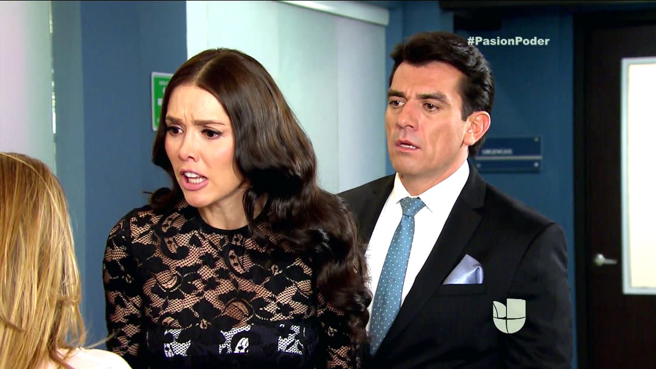 Aunque Nina y Arturo han estado al pendiente de ti, están a punto de divorciarse.