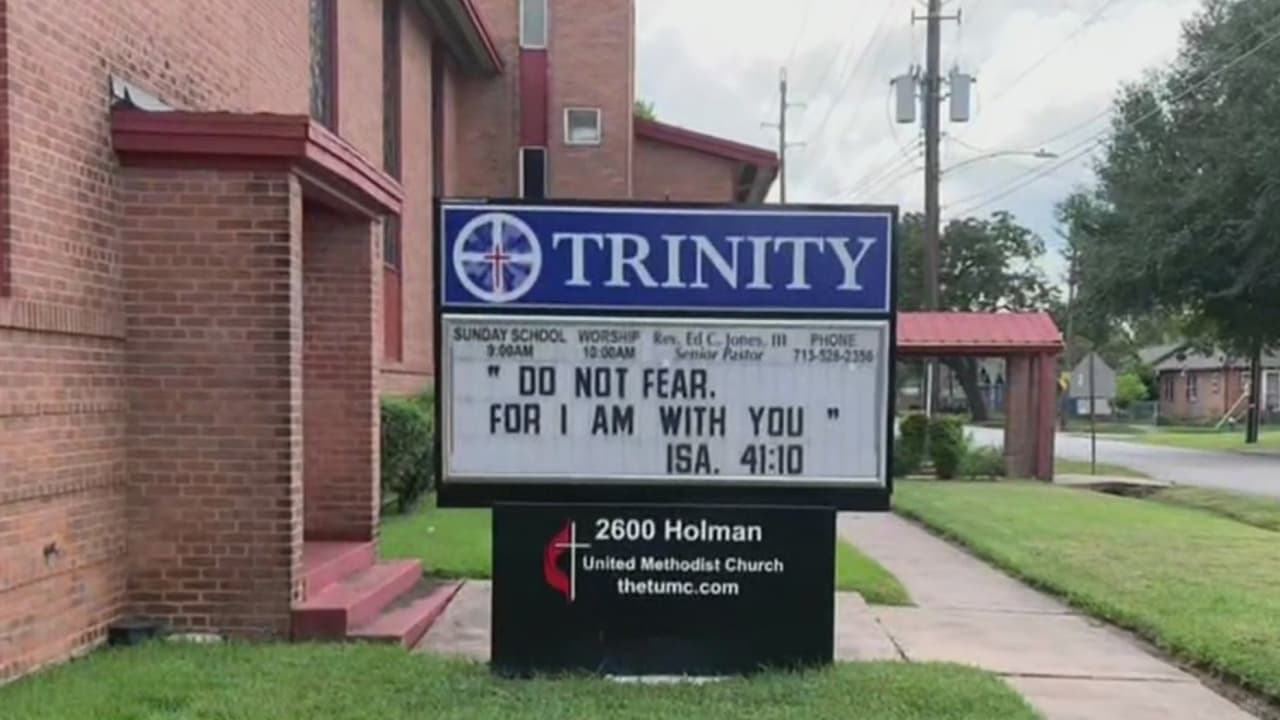 Iglesias Metodistas ayudarán a estudiantes del HISD que no cuenten con internet