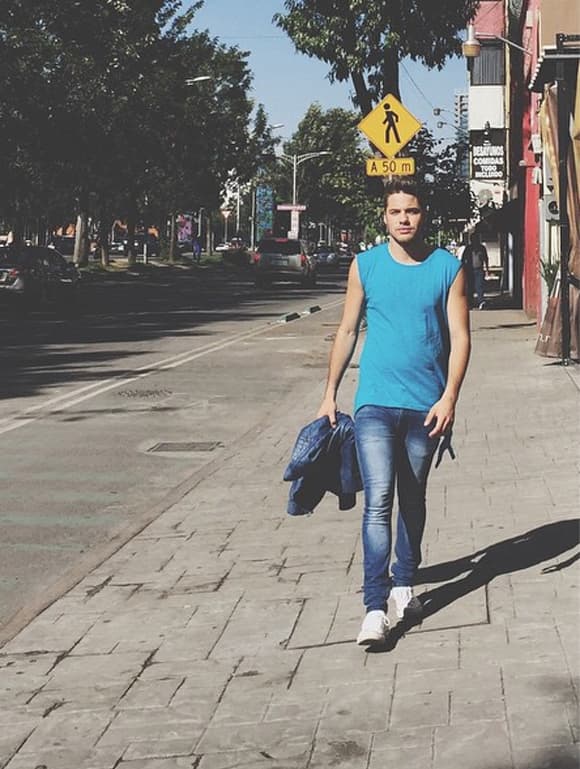 'Walking around #MexicoCity', compartió william. (Junio 10, 2015)