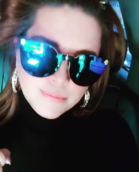 Cuando iba camino a su encuentro con Raúl, subió un video a Instagram donde dio una reveladora declaración sobre el Gordo: "Aquí en Los Ángeles tenemos un día muy especial porque voy a estar en El Gordo y La Flaca, 20 años de relación tormentosa con Raúl de Molina".
<br>