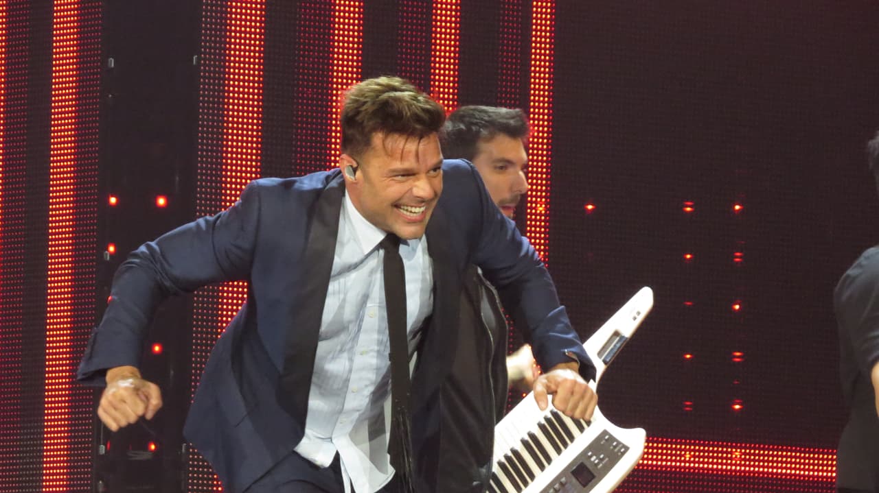 El One World Tour pasó por Chicago y el astro boricua deleitó con lo mejor de su repertorio. Mira esta galería con lo mejor del concierto de Ricky Martin.