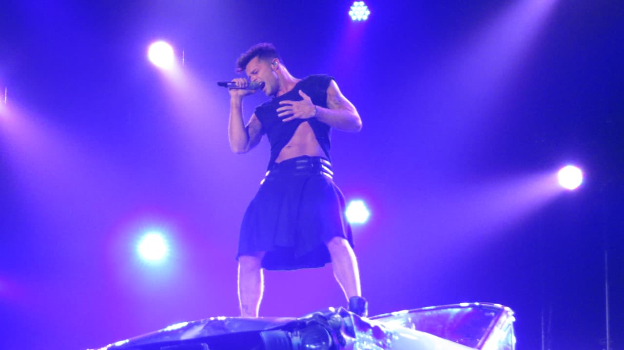 El One World Tour pasó por Chicago y el astro boricua deleitó con lo mejor de su repertorio. Mira esta galería con lo mejor del concierto de Ricky Martin.