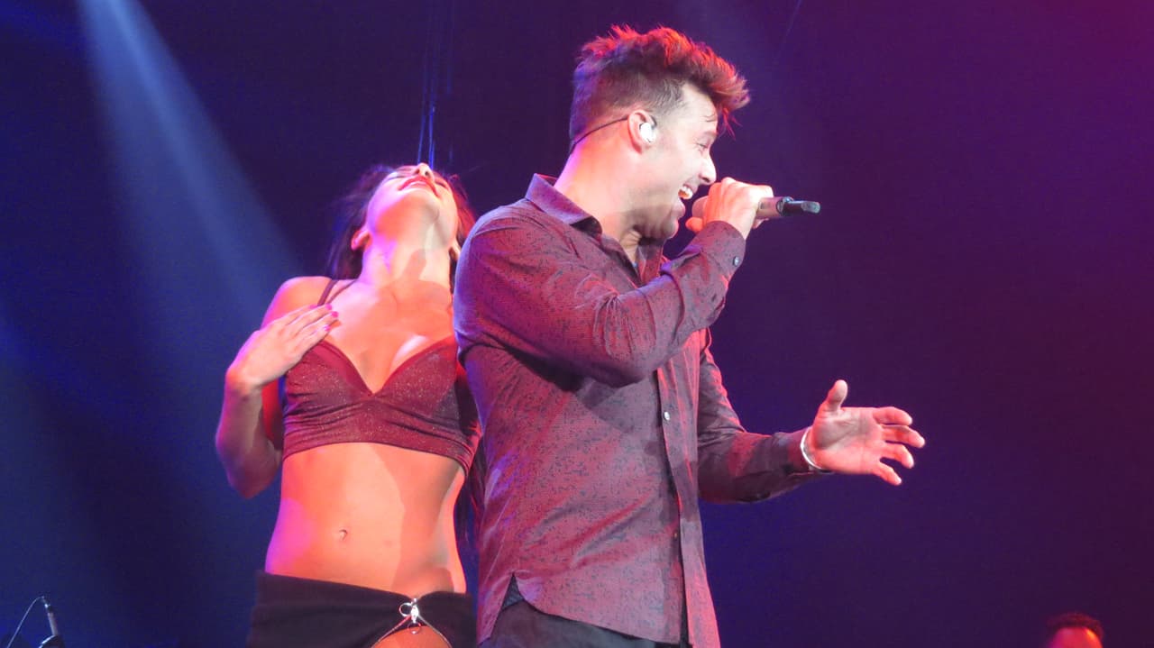 El One World Tour pasó por Chicago y el astro boricua deleitó con lo mejor de su repertorio. Mira esta galería con lo mejor del concierto de Ricky Martin.
