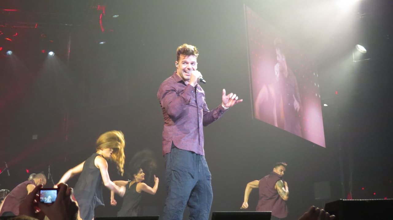 El One World Tour pasó por Chicago y el astro boricua deleitó con lo mejor de su repertorio. Mira esta galería con lo mejor del concierto de Ricky Martin.