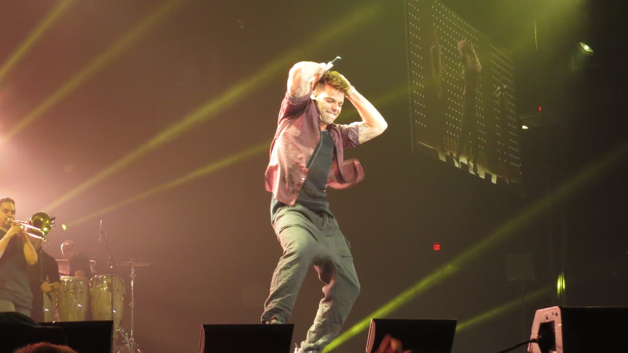 El One World Tour pasó por Chicago y el astro boricua deleitó con lo mejor de su repertorio. Mira esta galería con lo mejor del concierto de Ricky Martin.