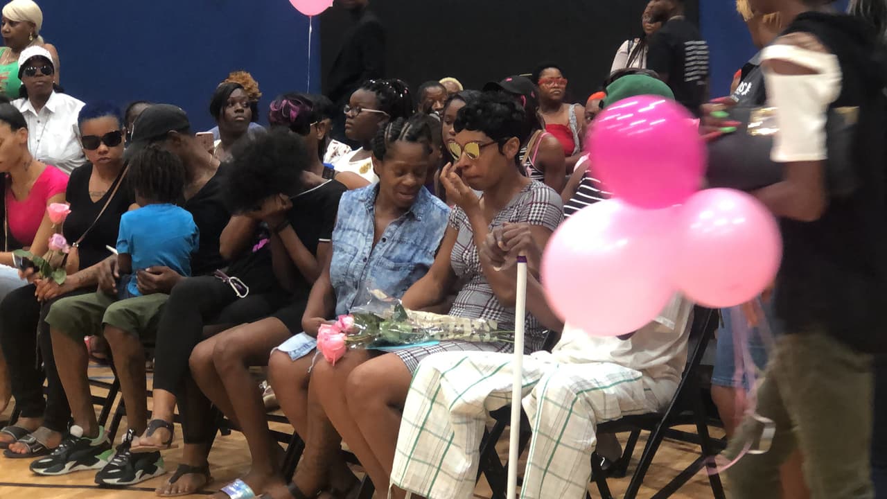 A raíz de la reciente ola de crimen, lideres comunitarios organizan una semana de paz.
<br>