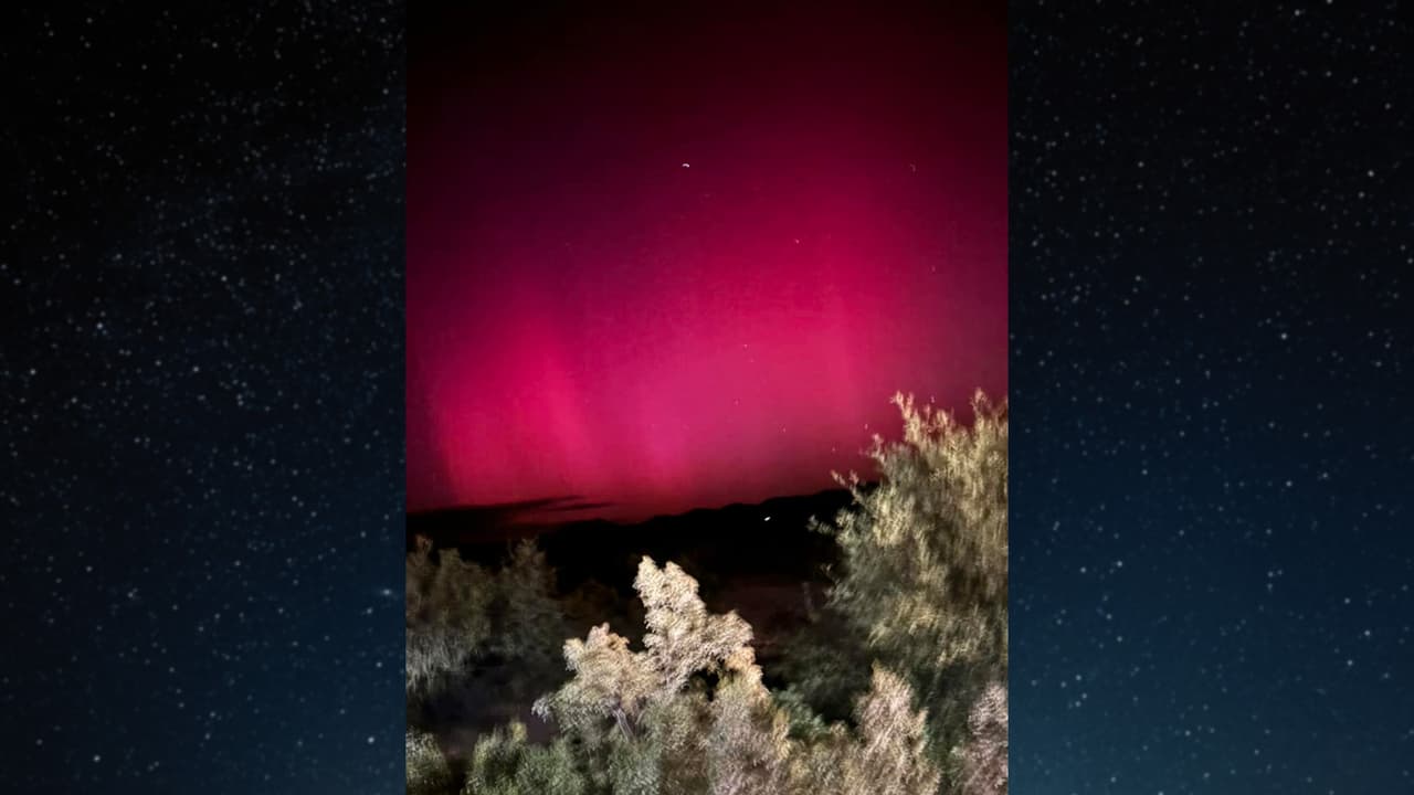 Pero también se pudo apreciar en buena parte del Valle del Sol, sobre todo en áreas con poca contaminación lumínica, como se muestra en esta imagen desde Phoenix.