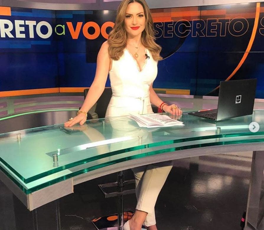 "Así que cuando regresé a Primer Impacto
<b> <a href="https://www.univision.com/famosos/el-que-dude-de-dios-y-sus-milagros-vea-esta-foto-michelle-galvan-presenta-a-megan-la-hija-por-la-que-tanto-lucho-fotos" target="_blank">pude usar mis vestidos</a></b>", dijo. 
<br>