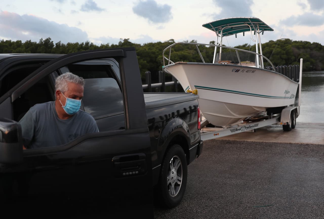 Las rampas para botes abrirán de 6 am a 8 pm.
<br>