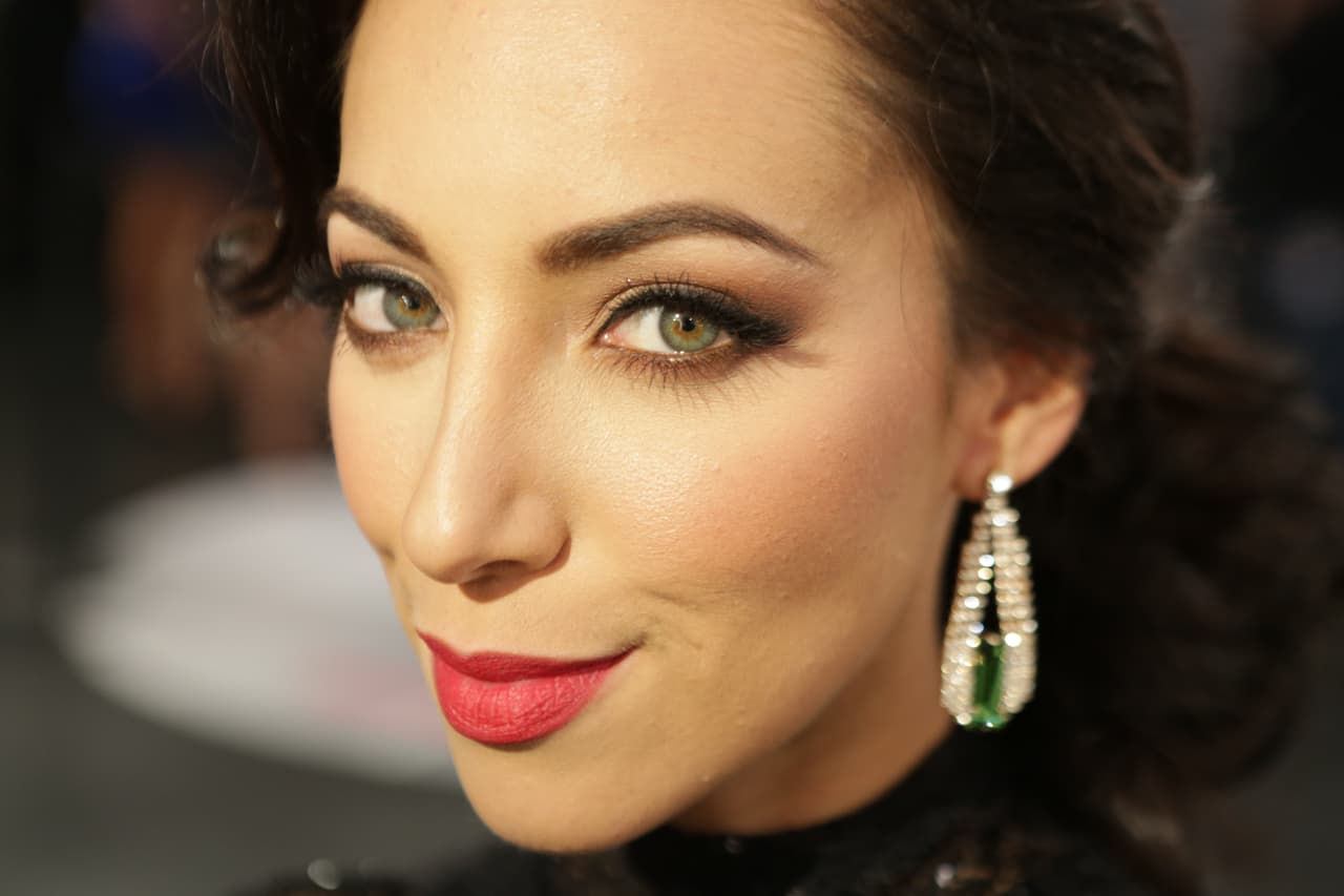 Las chicas siempre encuentran divertidas maneras de matar los nervios antes de subir al escenario. No les pierdas pie ni pisada y súmate al backstage de #NBL VIP.